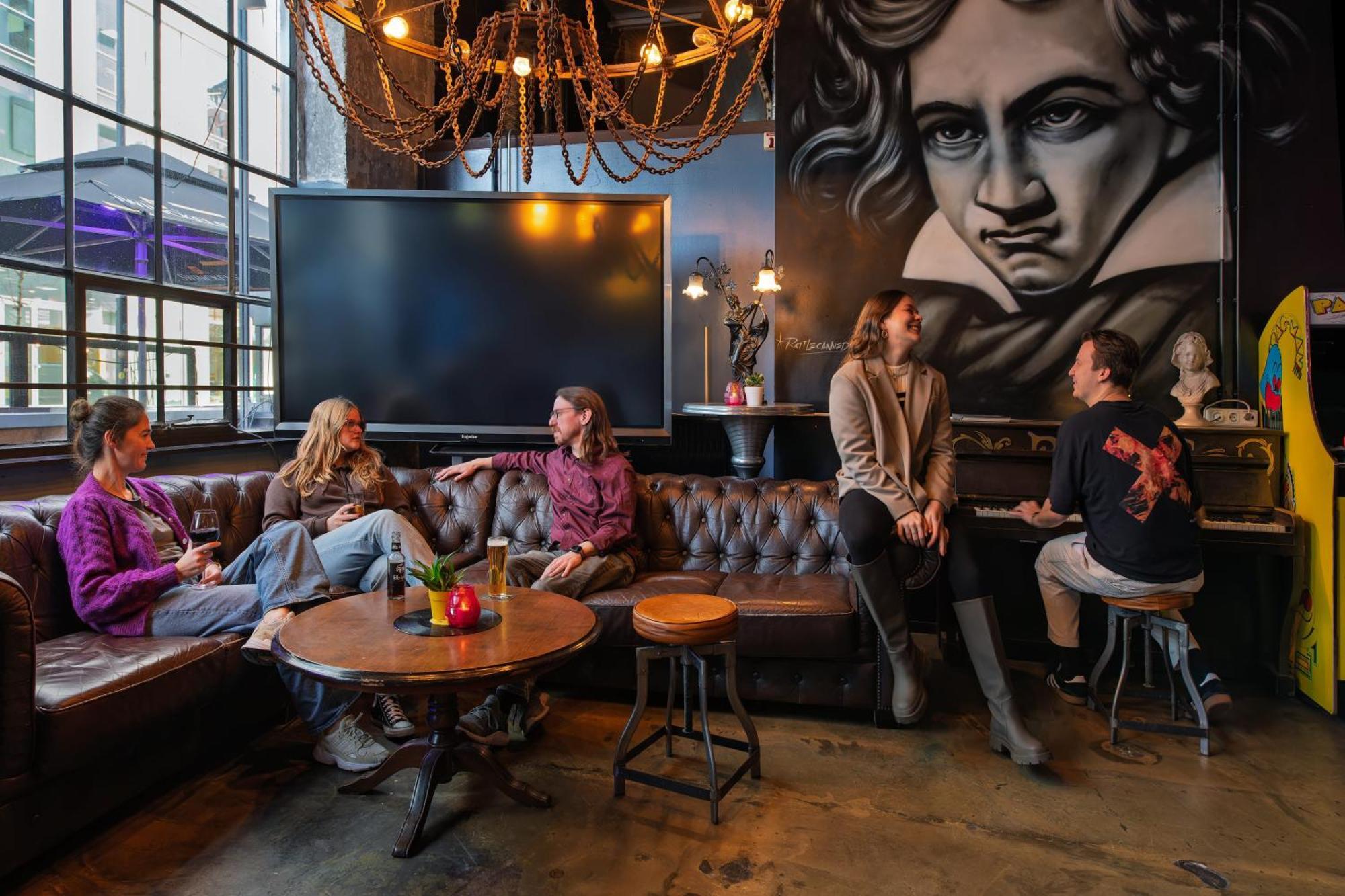Stayokay Hostel Eindhoven - Blue Collar Dış mekan fotoğraf